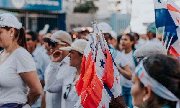 Best Ultimate Boca Raton Cinco de Mayo 2025 Guide 4 Gumbo Limbo protest – Helpful Simple Boca Raton Protest: 2,000 Strong!