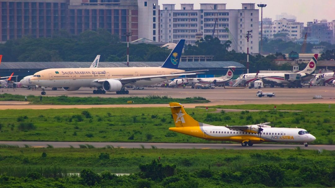 Boca Raton Jet Runway Overshoot: Safety Concerns