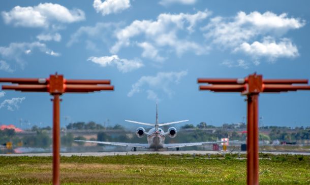 Plane Overshoots Runway at Boca Raton Airport