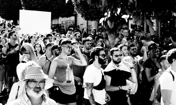 Boca Raton: 5,000+ Protest Development Plan