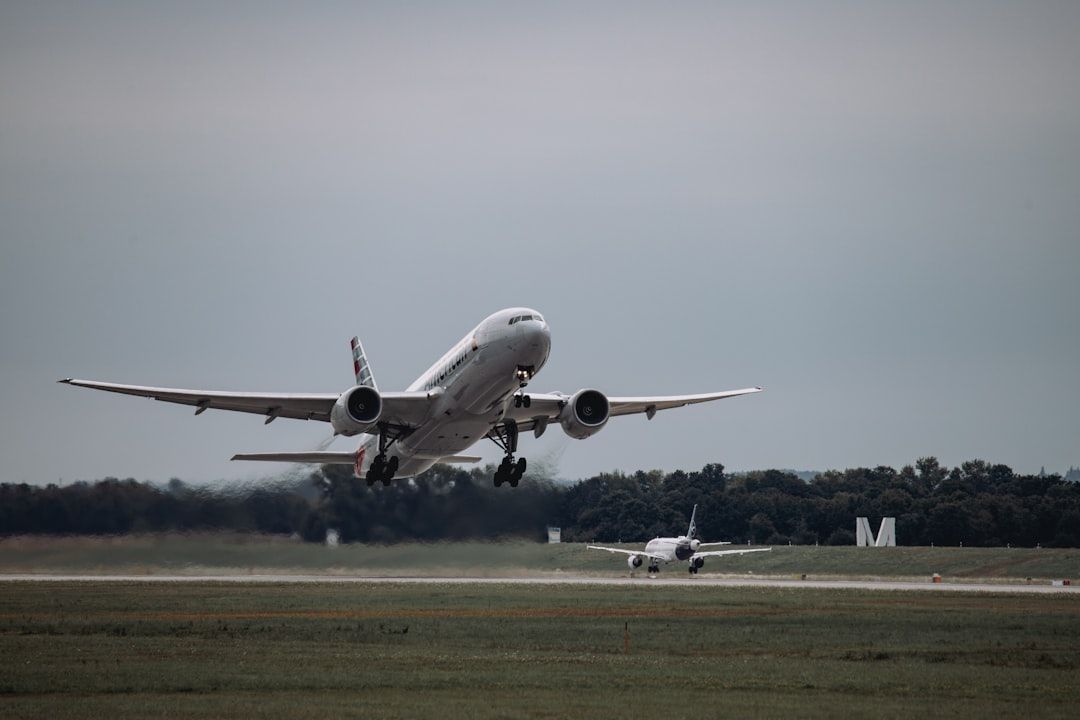 Jet Overshoots Runway in Boca Raton