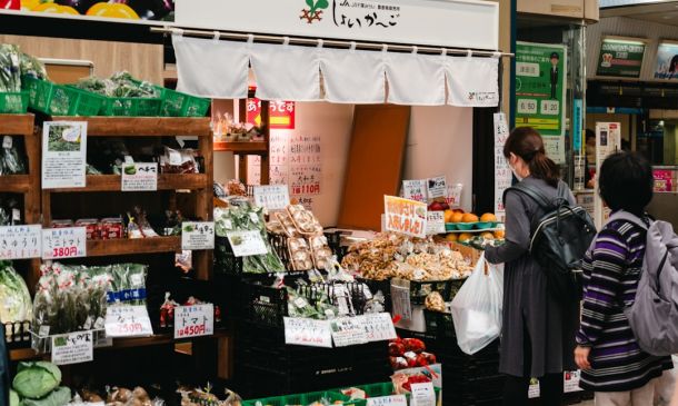 Boca's Hot New Grocery: A Fresh Arrival