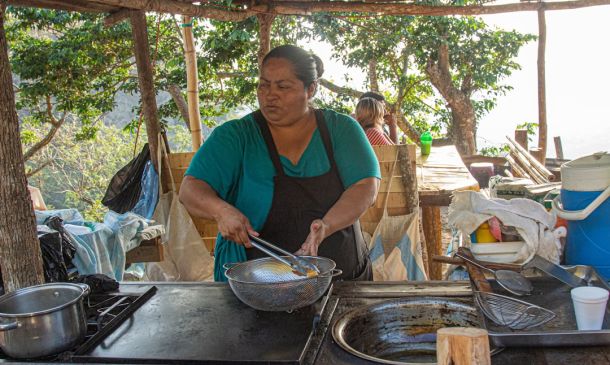 Boca Businesses Fight Hunger: 27,000 Meals Secured