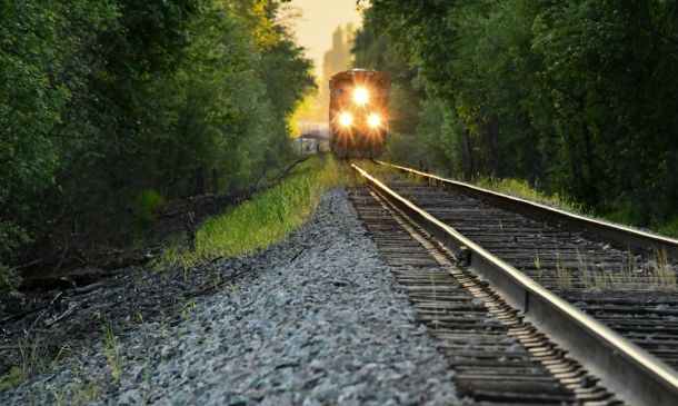 Boca Raton's Rail Future: Budget Cuts Threaten Tri-Rail