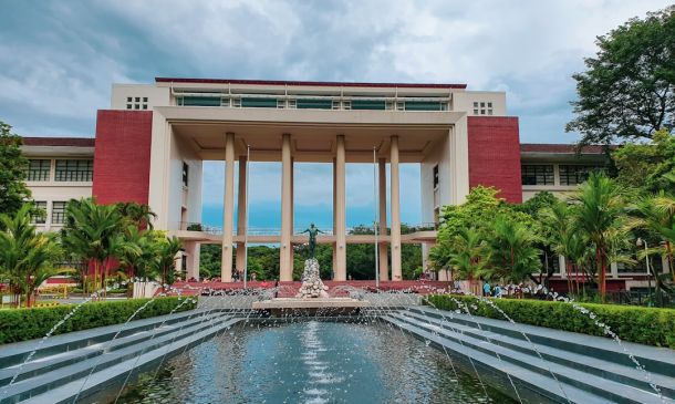 FAU: Record Number of Merit Scholars