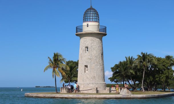 Boca Raton Police Arrest Man for Stolen Firearm, DUI in Traffic Stop
