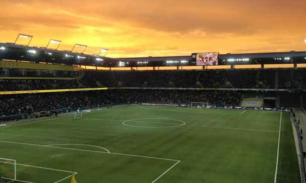 NJ Giants Battle Florida Champs