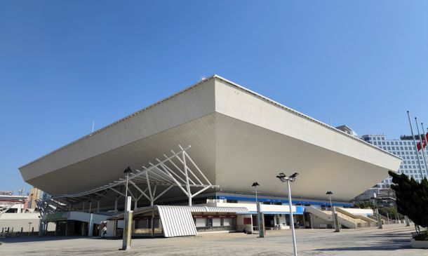 Boca Raton Retail Center Sells for Record $118.5M