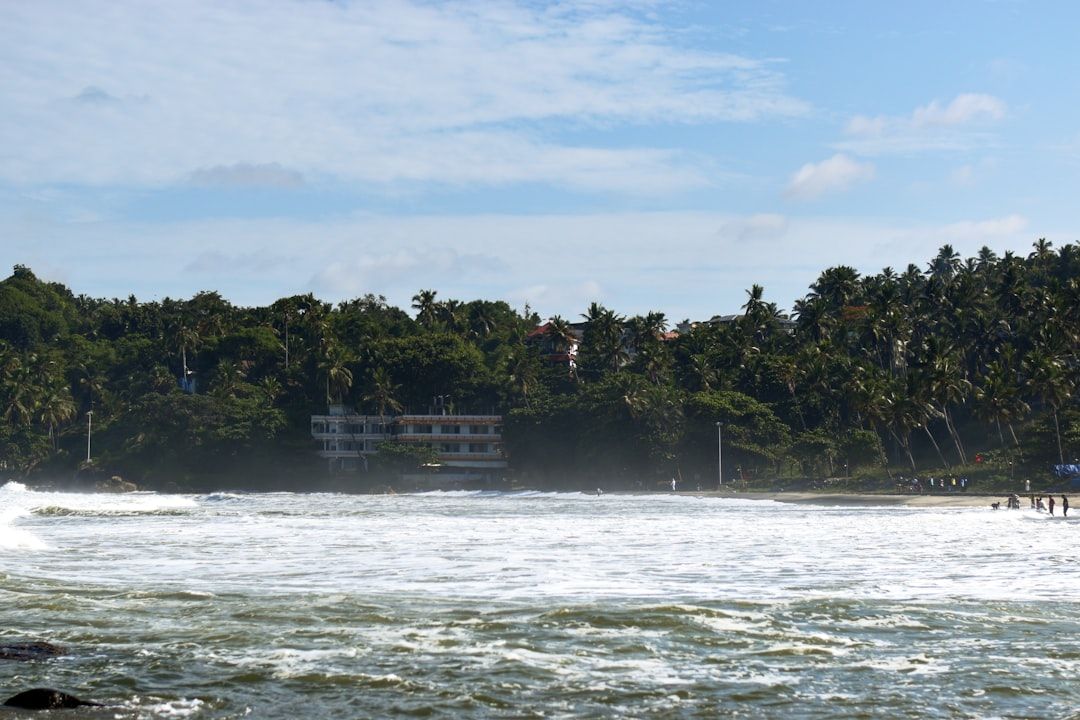 Boca Raton Cops Investigating Death In Royal Palm, Drug Overdose Crash Near Airport