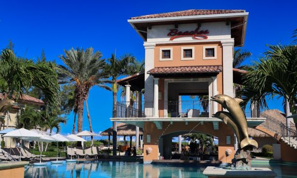 $20M Boca Raton Oasis: Luxury Living Unveiled