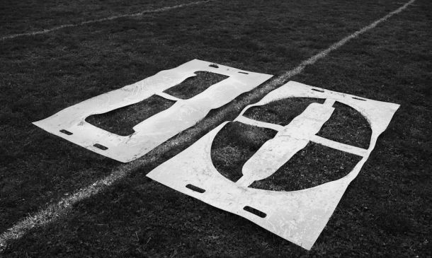 Football Showdown: NJ Giants vs. Florida Bulls