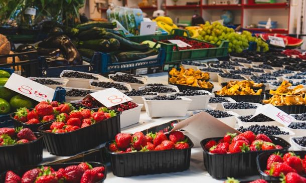 Boca Raton's New Grocery: Fresh, Local, & Festive
