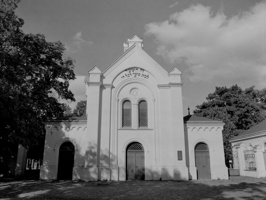 High School Showdown: Bergen Catholic's Nail-Biter Win