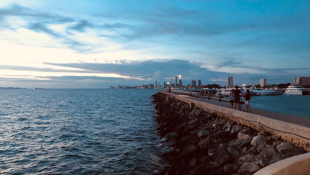 Boca Raton Courts NYC Investors