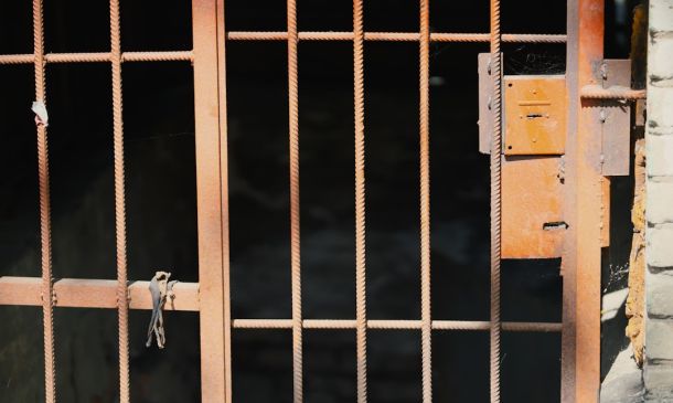 Boca Raton Shoplifting: Baby Involved