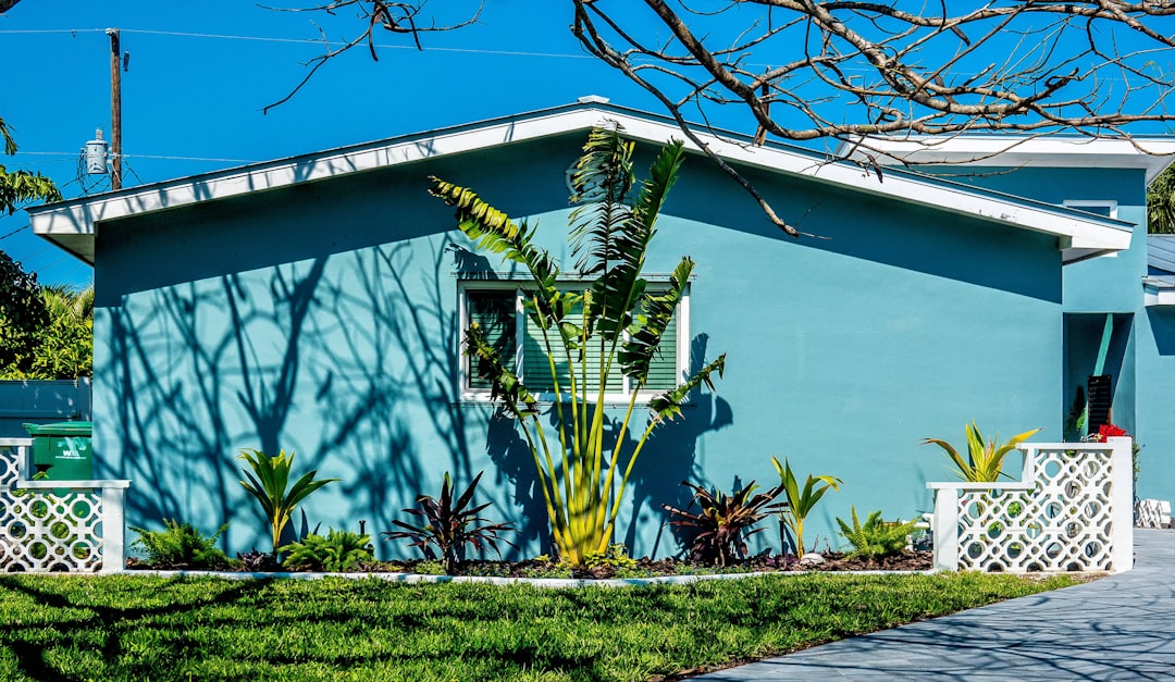 Boca Raton FBI Raid: Biker Gang Link?