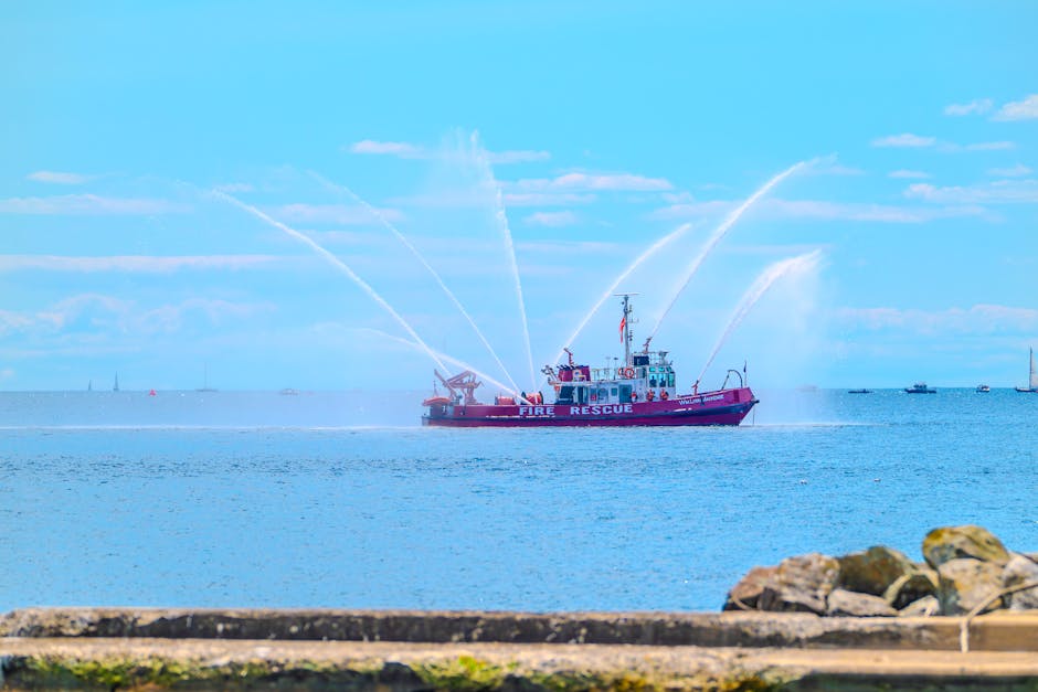 Boca Raton boat fire – Amazing Boca Raton's Ultimate Firefighter Battle: 1 Boat Blaze