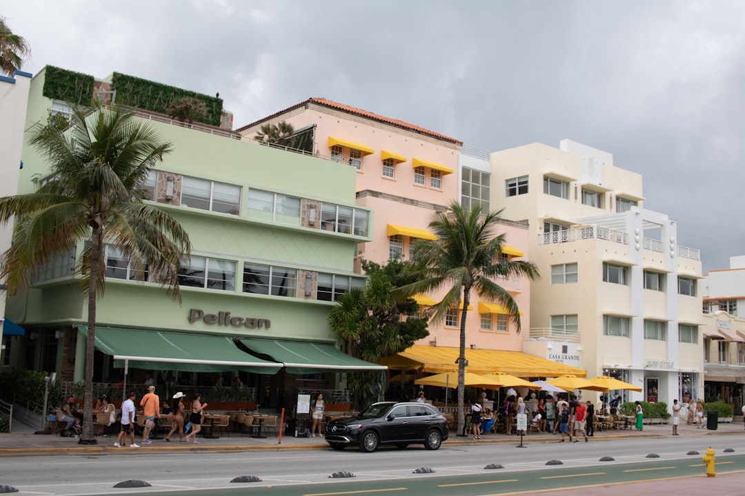 Boca Raton Courts NYC Capitalists