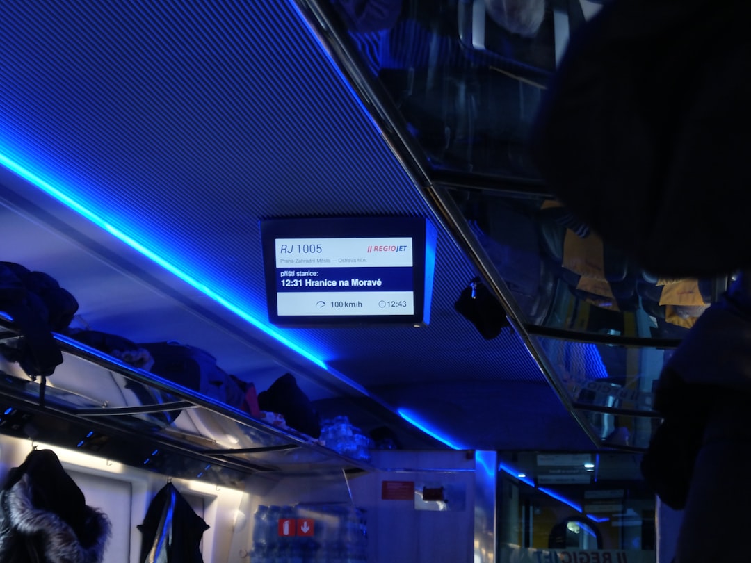 TRAVEL CHAOS: Huge Travel Problems In South Florida As Winter Socks Nation