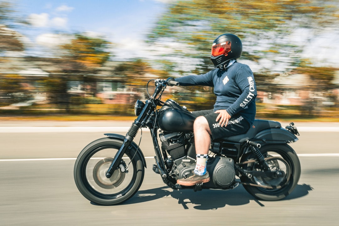 NJ Man Claims Mercedes Of Palm Beach Sold Lemon