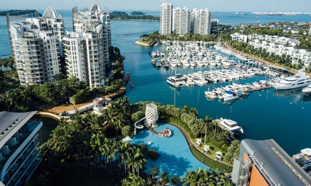 Remembering Michael Pearson: A Boca Raton Legacy 6 Boca Raton's Beaches & Mizner Park: Sun, Sand & Culture