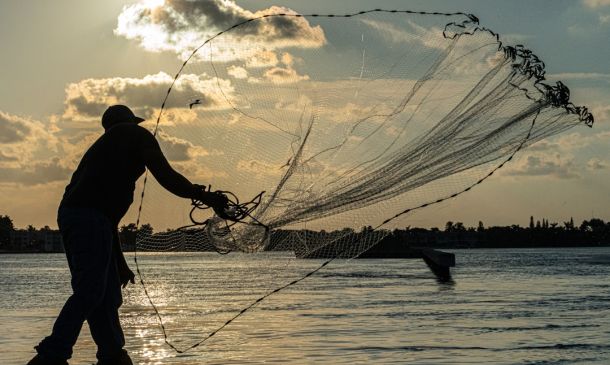 Suspect Flees After Critical Crash On Military Trail 3 Boynton Man With Drugs And Gun Does Burnout In Front Of Cop, Nabbed