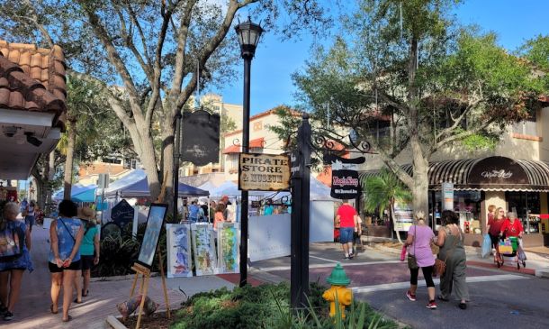 Boca Raton Campus Expansion: A Community Divided