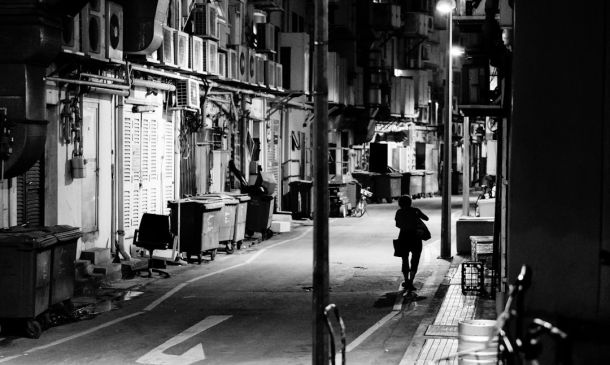 Home 27 Elderly Mom Threatens Son With Knife Over Gas At Costco