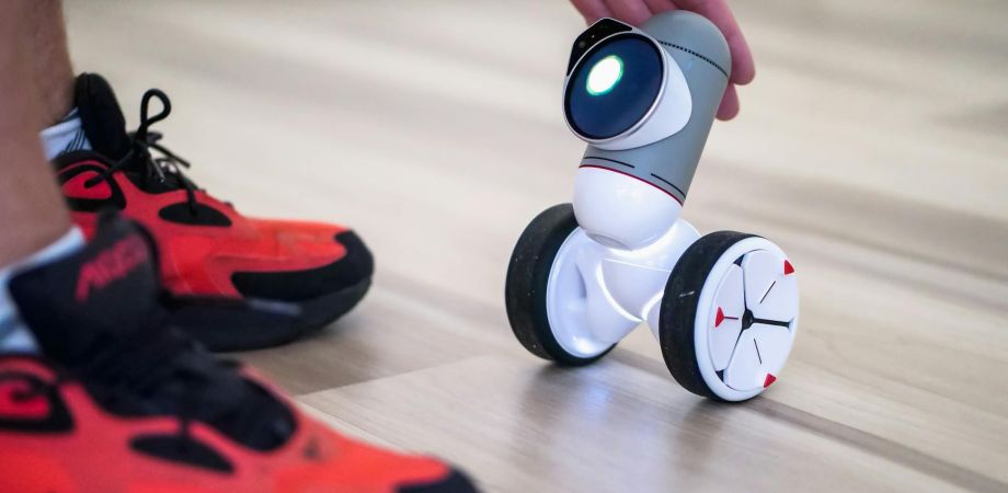 bright smart robotics tiny innovators parent me 81 1ab30561 Entertainment