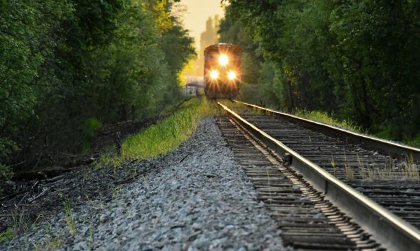 Boca Raton's Rail Future: Budget Cuts Threaten Tri-Rail 2 Boca Raton's Rail Future: Budget Cuts Threaten Tri-Rail