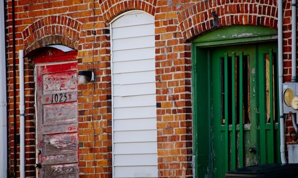 Smokey Bones In West Boca Raton Closes, Parent In Financial Trouble