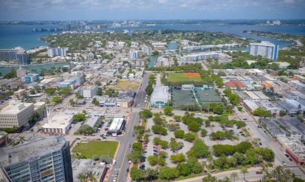 Boca Bash 2025: Mizner Park's Magical Night