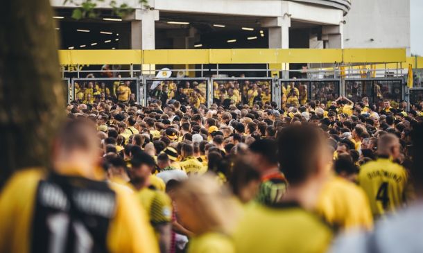 FAU Crushes FAMU in Week 2