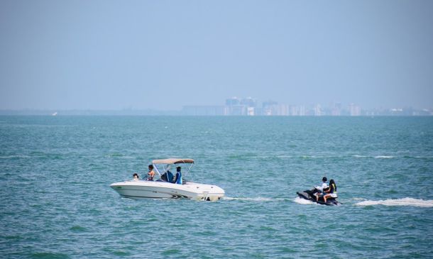 Boca Raton Boat Fire: Miraculous Escape