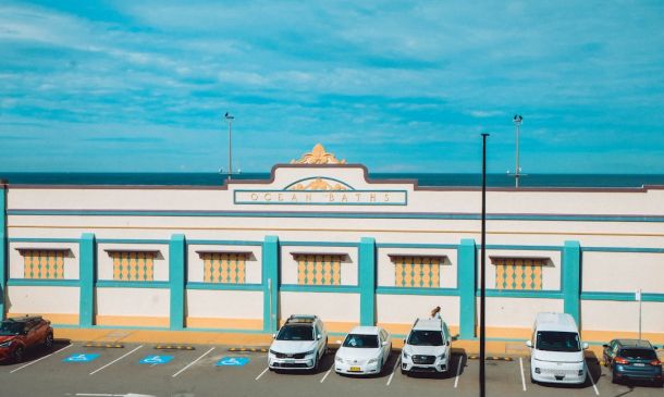 Boca Raton's 12-Story Hotel: Debate & Details