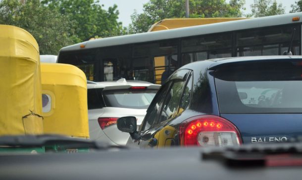 TRAFFIC ALERT: Only A Flying Sleigh Can Avoid Huge Traffic Problems This Week