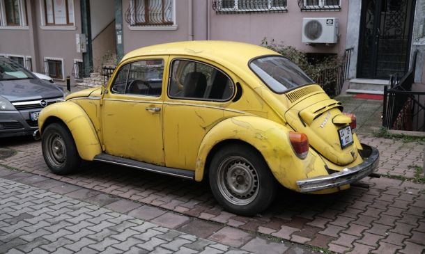 Car Into Building In Boca Raton 2 Car Into Building In Boca Raton
