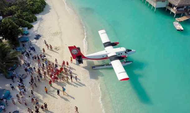 Boca Raton Jet Runway Excursion: Minor Injuries