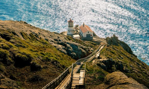 Rip Current Statement issued October 20 at 7:33PM EDT until October 21 at 4:00AM EDT by NWS Miami FL 4 Coastal Flood Statement issued October 20 at 10:25PM EDT until October 21 at 5:00AM EDT by NWS Key West FL