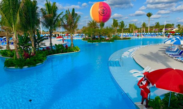 Boca Raton: Luxurious Beach Resort Escape