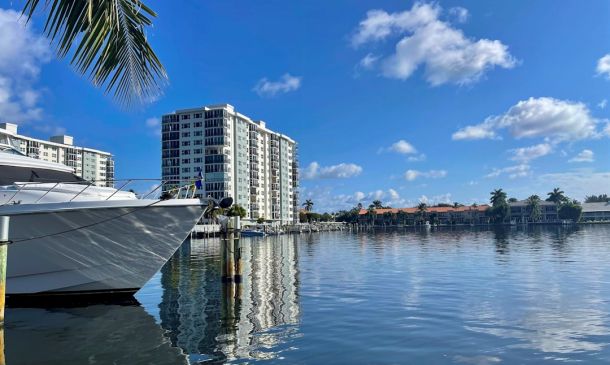 Delray Beach Announces Christmas Eve Service At Old School Square