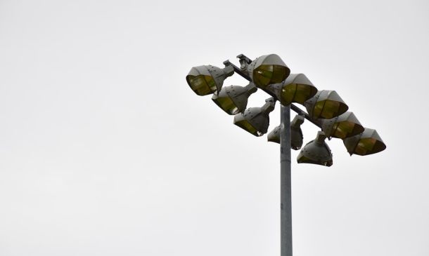 Owls Rout Rattlers in Week 2 Domination