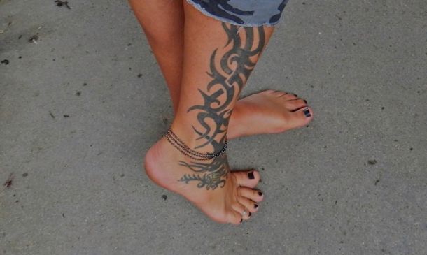 MAN WITH MACHETE SHOT BY PBSO DEPUTY