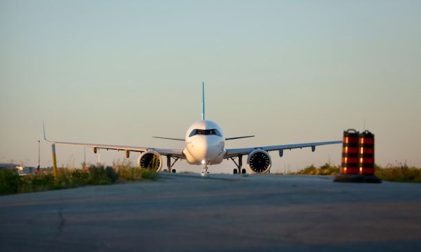 Jet Overruns Runway at Boca Raton Airport