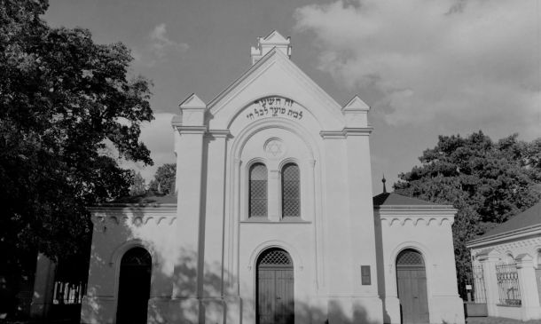 High School Showdown: Bergen Catholic's Nail-Biter Win