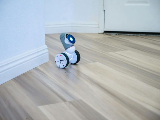 bright smart robotics pioneer innovators 80 aaea4f30 Travel