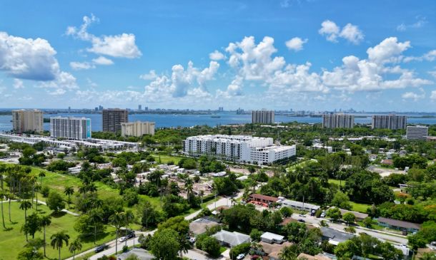 $31.4M Boca Raton Office Sale: Expert Insights