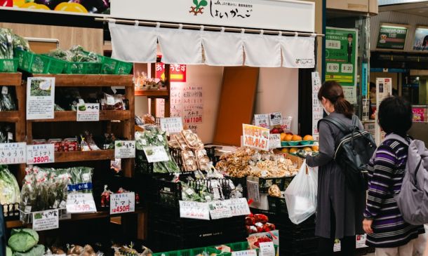 Boca's Hot New Grocery: A Fresh Arrival