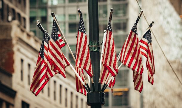 American Airlines Agent Calls Out Senior At Palm Beach International Airport