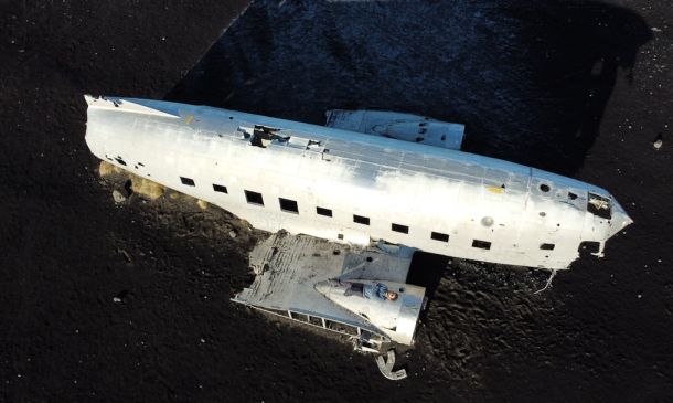 Boca Raton Jet Overshoots Runway: Near Miss